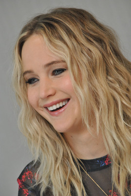Jennifer Lawrence Poster 3208893