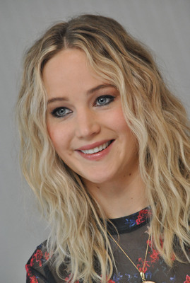 Jennifer Lawrence Poster 3208974