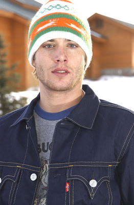 Jensen Ackles Poster 2196268