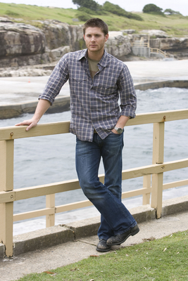 Jensen Ackles Poster 2196273