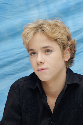Jeremy Sumpter Poster 2273130