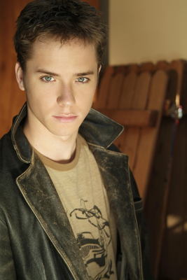 Jeremy Sumpter Poster 3266124