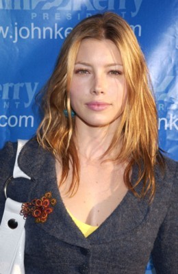 Jessica Biel Poster 1303076