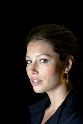 Jessica Biel Poster 2053679