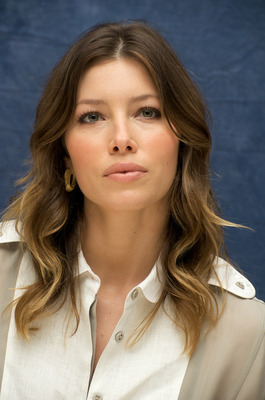 Jessica Biel Poster 2243108