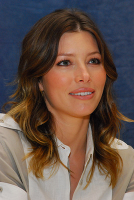 Jessica Biel Poster 2243139