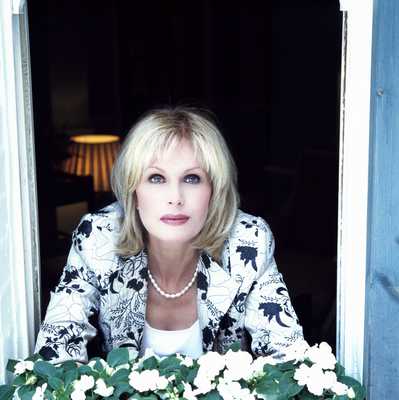 Joanna Lumley Poster 2041435