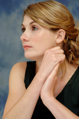 Jodie Whittaker Poster 2242676