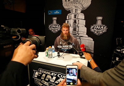 Joe Thornton Poster 3574206