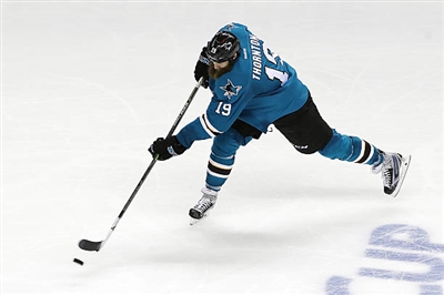 Joe Thornton Poster 3574221