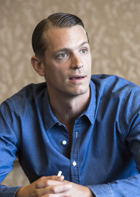 Joel Kinnaman Poster 2365100