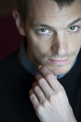 Joel Kinnaman Poster 2418551