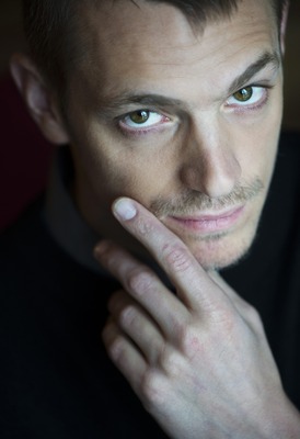 Joel Kinnaman Poster 2418552