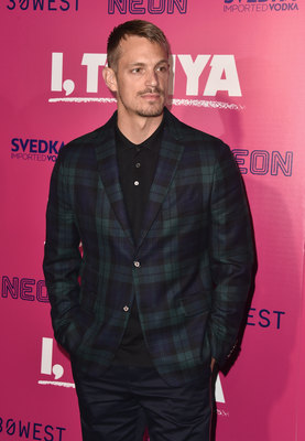 Joel Kinnaman Poster 2937016