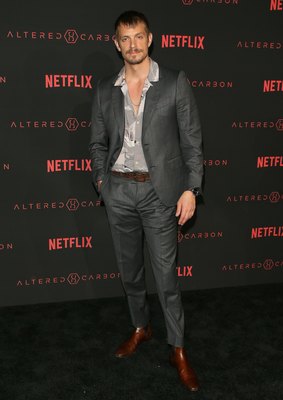 Joel Kinnaman Poster 2987636