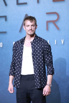 Joel Kinnaman Poster 2987642
