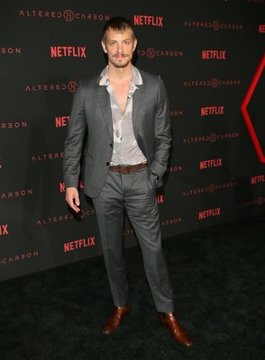 Joel Kinnaman Poster 2987658