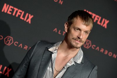 Joel Kinnaman Poster 2987662