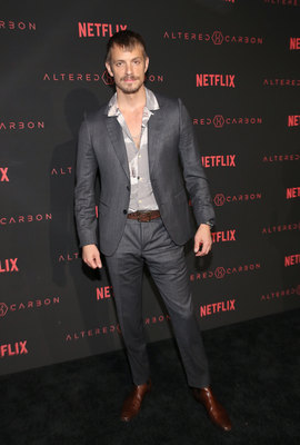 Joel Kinnaman Poster 2987673