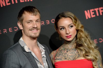 Joel Kinnaman Poster 2987680