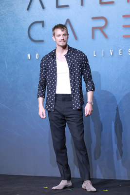 Joel Kinnaman Poster 2987698