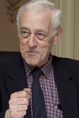 John Mahoney Poster 2262160