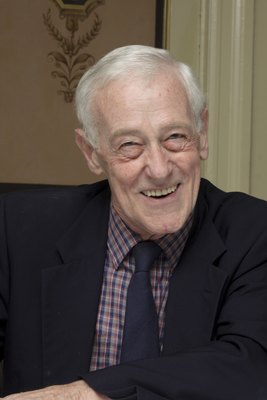 John Mahoney Poster 2262171