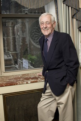 John Mahoney Poster 2262179