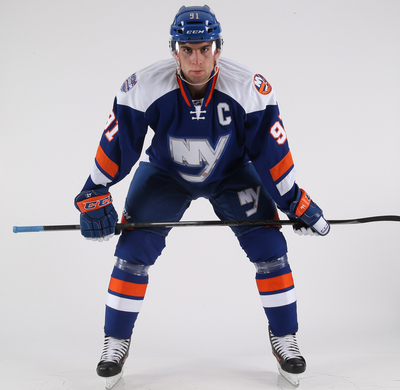 John Tavares Poster 2372198