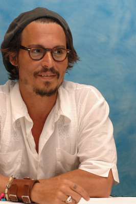 Johnny Depp Poster 2216491