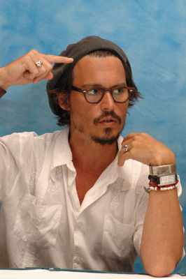 Johnny Depp Poster 2216504