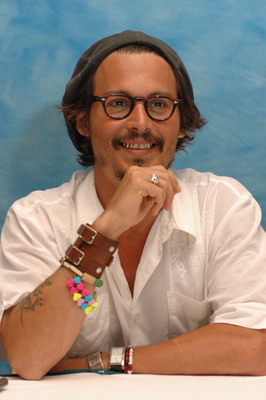 Johnny Depp Poster 2216550