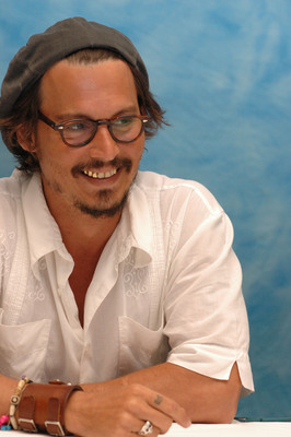 Johnny Depp Poster 2216649