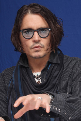Johnny Depp Poster 2242259