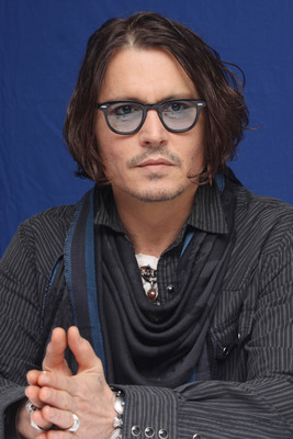 Johnny Depp Poster 2242263