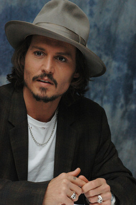 Johnny Depp Poster 2279153