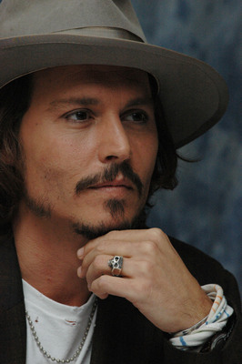 Johnny Depp Poster 2279165