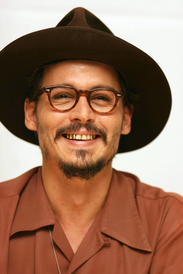Johnny Depp Poster 2291532