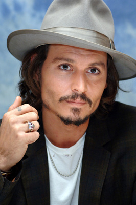 Johnny Depp Poster 2291570