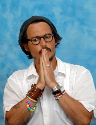 Johnny Depp Poster 2291595