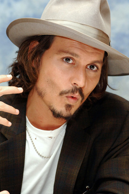 Johnny Depp Poster 2291628