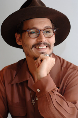 Johnny Depp Poster 2291637