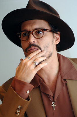 Johnny Depp Poster 2400760