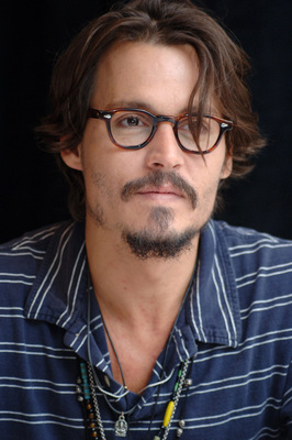 Johnny Depp Poster 2400775