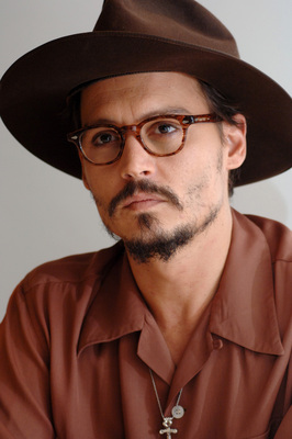 Johnny Depp Poster 2400786