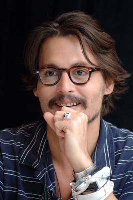 Johnny Depp Poster 2400792