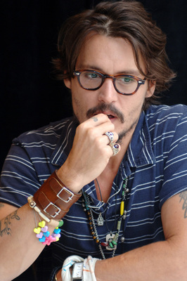 Johnny Depp Poster 2400800