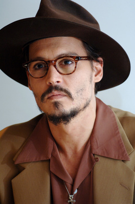 Johnny Depp Poster 2400803