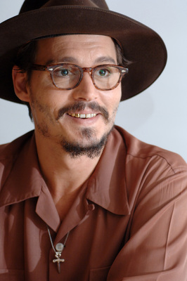 Johnny Depp Poster 2400807