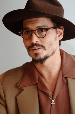 Johnny Depp Poster 2400820